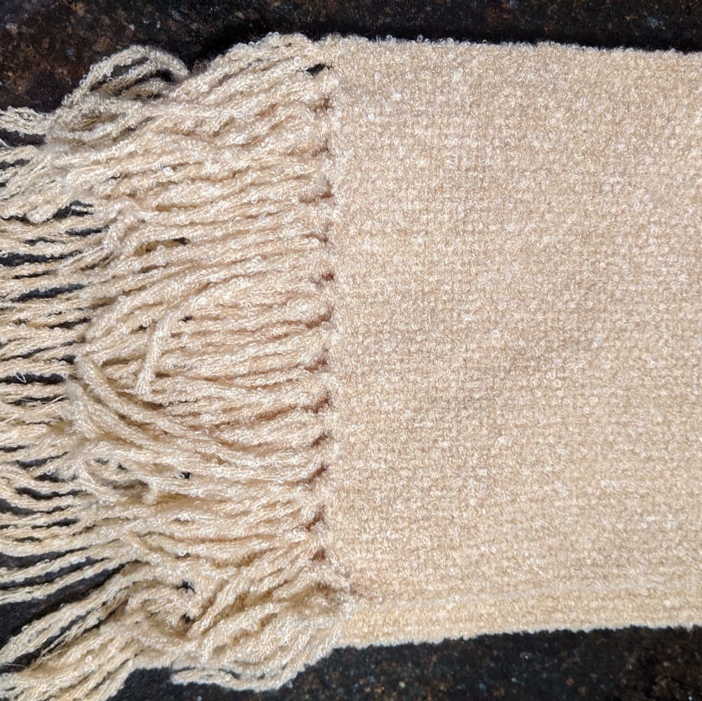 NWOT Handwoven, Handmade plush scarf